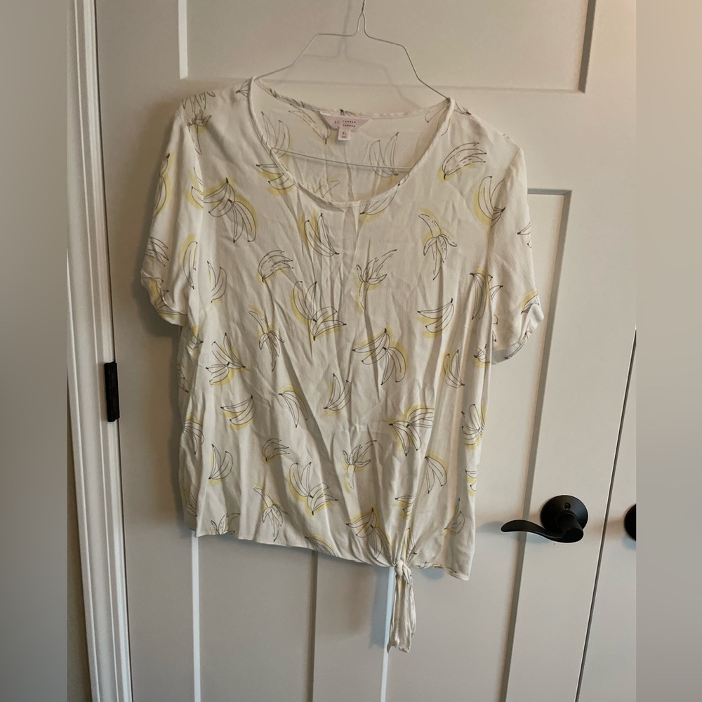 Lauren Conrad, XL, short sleeve, front tie, bananas shirt! School, teacher,